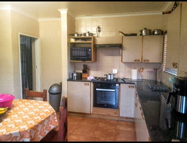 4 BEDROOM FREEHOLD FOR SALE IN KAGISO